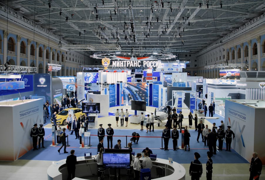 Росавтодор представил ключевые цифровые решения и отраслевые программы на форуме и выставке «Транспорт России»